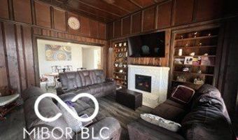 120 W 5th St, Anderson, IN 46016