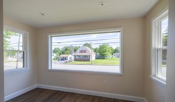 863 Minot Ave, Auburn, ME 04210