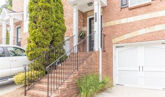 6089 Tennyson Park Way, Peachtree Corners, GA 30092