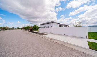 2868 Spring Gulch Dr, Ammon, ID 83406