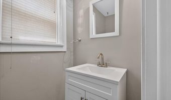 164 Lark St, Albany, NY 12210