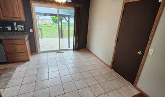 536 Santa Maria Dr, Arlington, WI 53911