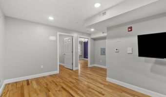 381 COMMUNIPAW Ave 1B, Lyndhurst, NJ 07304