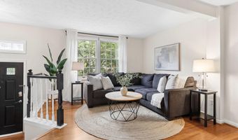 6033 HYDRANGEA Dr, Alexandria, VA 22310