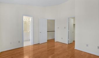 1975 N ADAMS St, Arlington, VA 22201