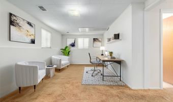 539 Newark St, Aurora, CO 80010