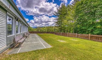 139 Summit Dr, Campton, NH 03223