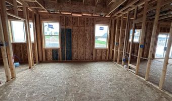 6540 Crown Cres, Ammon, ID 83406