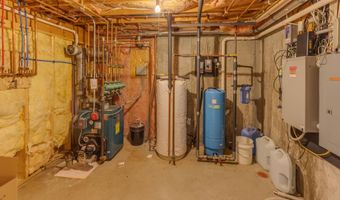 241 Windmill Rd, Campton, NH 03223