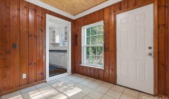 2120 Amesbury Ave, Charlotte, NC 28205