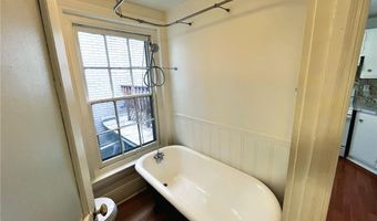 204 N 7th St, Allentown, PA 18102
