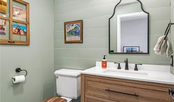 11 Pequot Ln, Hopkinton, RI 02804