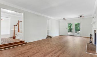 2420 E Alberson Dr, Albany, GA 31721