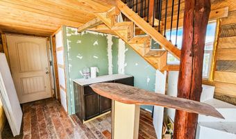 101 Sixty Ln, Cascade, ID 83611