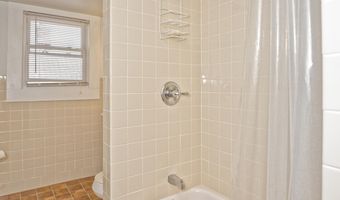 22 Lawnridge Ave, Albany, NY 12208