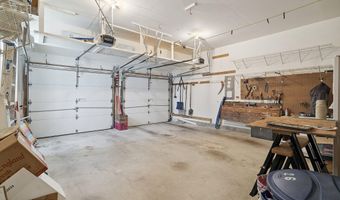 26 Fountain View Dr, Barnegat, NJ 08005