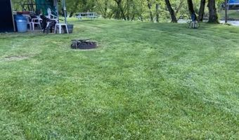 988 S Emerald Isle, Alderson, WV 24910