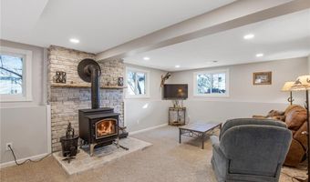 6517 County Rd 5 NW, Annandale, MN 55302