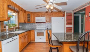 105 Fordson Ave, Cranston, RI 02910