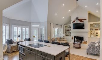 154 Suntree Dr, Advance, NC 27006