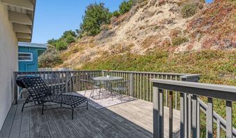 617 Beach Dr, Aptos, CA 95003