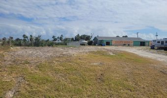870 Buttonwood Dr, Fort Myers Beach, FL 33931