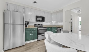 1223 N QUINN St, Arlington, VA 22209