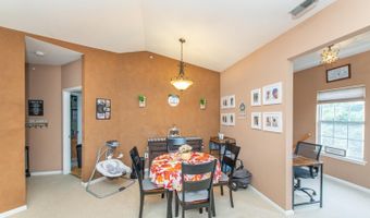 26 Windsor Dr 26, Bayonne, NJ 07035