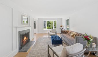 27 Waverly Rd, Darien, CT 06820