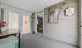 5869 Beechwood Ave, Alliance, OH 44601