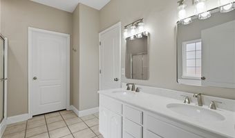 305 NW Palomino St, Bentonville, AR 72712