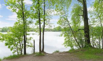 840 Cortland Dr, Apple Valley, MN 55124