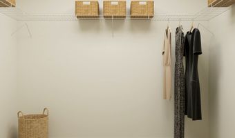 1231 Waterford St, Algonquin, IL 60102