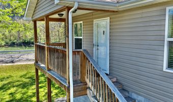 127 Calhoun St, Alderson, WV 24910