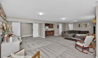 4116 NW Applewood St, Ankeny, IA 50023