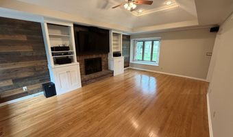 656 Mac Beth Dr, Avon, IN 46123