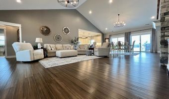 805 Spyglass Hill Dr, Bedford, IN 47421