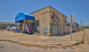 6726 NW 38th St, Bethany, OK 73008