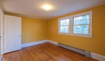 109 Sahagian Rd, Belgrade, ME 04917
