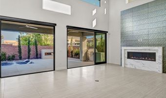 68 Grey Feather Dr, Las Vegas, NV 89135