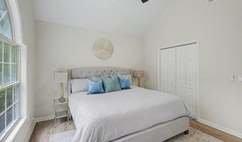 5422 Cheyenne Dr, Acworth, GA 30102