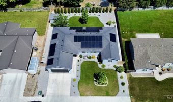 680 E 19th St, Burley, ID 83318