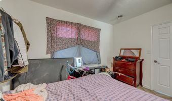 1528 W Idaho Ave, Chickasha, OK 73018