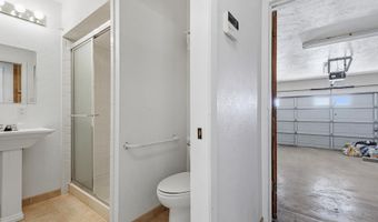 602 Sunglow Ave, Alamogordo, NM 88310