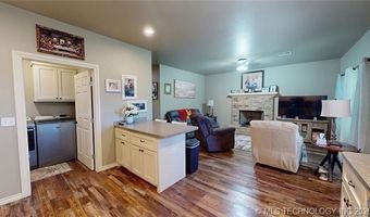 1831 E Oak Hls, Ada, OK 74820
