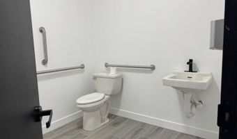 330 Washington Ave, Belleville, NJ 07109