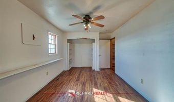 27 Longhorn Dr, Cody, WY 82414