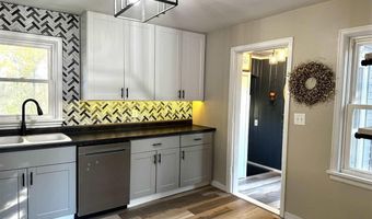 11 Cuyuna Dr, Virginia, MN 55792