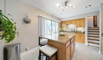 365 W Myrick Ave, Addison, IL 60101