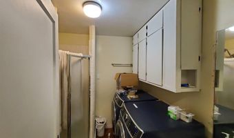 649 A St, Arapaho, OK 73620
